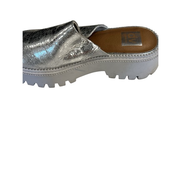 D.V. GORGEOUS NEW LEXY LUG CLOG ( WOMEN ) SILVER SHINY BY DOLCE VITA Size 7.5 - Picture 8 of 8